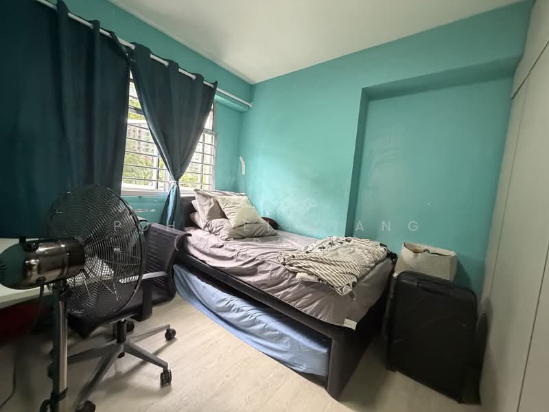 694B Woodlands Drive 62, 694B Woodlands Drive 62, 3 Bedrooms, 1,001 sqft, HDB Flat For Sale, by Poh Wei Qiang (Warren), 500167349 - Bedroom - PropertyGuru.com.sg