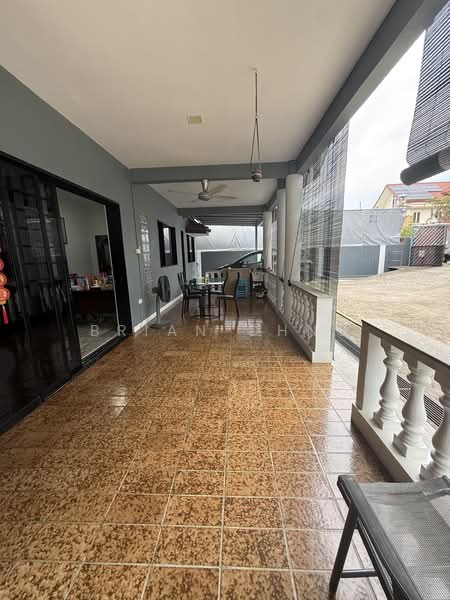 Serangoon Garden Estate, , 4 Bedrooms, 2,400 sqft, Semi-Detached House For Sale, by Brian Chng, 500167353 - Exterior - PropertyGuru.com.sg