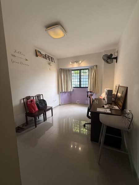 Serangoon Garden Estate, , 4 Bedrooms, 2,400 sqft, Semi-Detached House For Sale, by Brian Chng, 500167353 - Study - PropertyGuru.com.sg