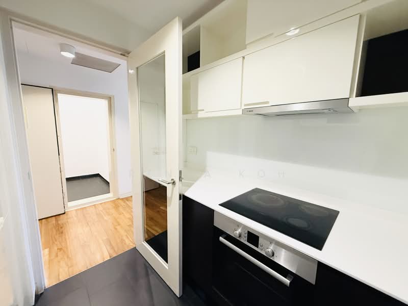 Village @ Pasir Panjang, 463 Pasir Panjang Road, 3 Bedrooms, 1,259 sqft, Condominium For Sale, by Brenda Koh, 500167360 - Kitchen - PropertyGuru.com.sg