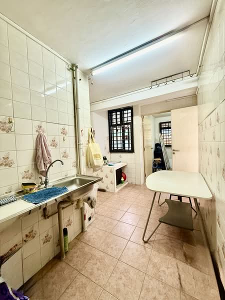 73 Lorong 4 Toa Payoh, 73 Lorong 4 Toa Payoh, 2 Bedrooms, 667 sqft, HDB Flat For Sale, by Teo Mee Hong, 500167370 - PropertyGuru.com.sg