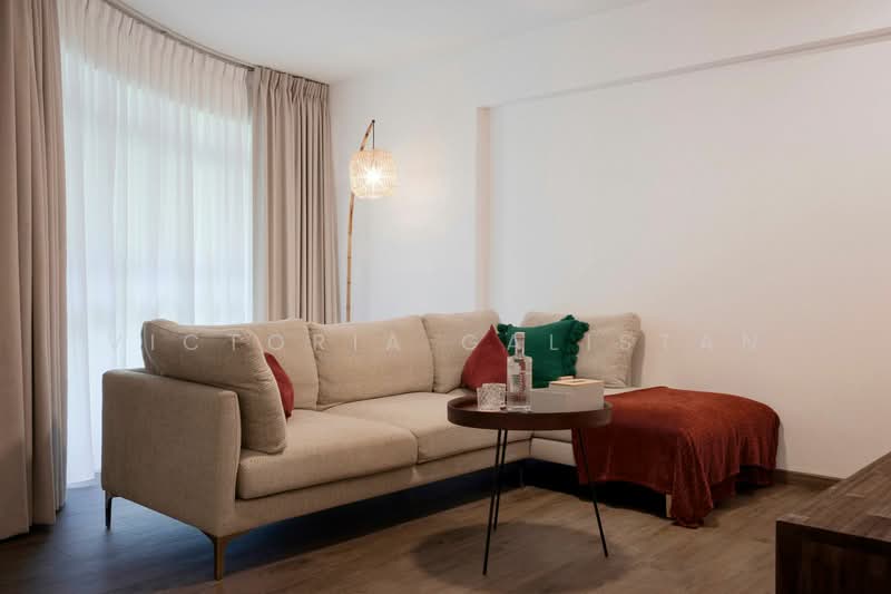 77A Redhill Road, 77A Redhill Road, 3 Bedrooms, 1,238 sqft, HDB Flat For Sale, by Victoria Galistan, 500167381 - Living Room - PropertyGuru.com.sg