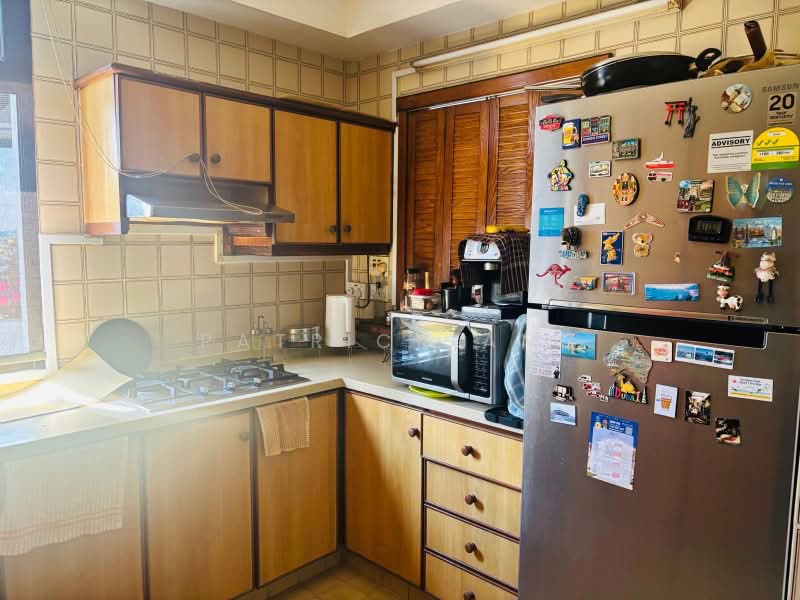 Mandarin Gardens, 7 Siglap Road, 3 Bedrooms, 1,572 sqft, Condominium For Sale, by Patrick Ang, 500167383 - Kitchen - PropertyGuru.com.sg