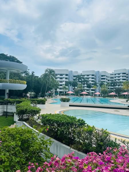 Mandarin Gardens, 7 Siglap Road, 3 Bedrooms, 1,572 sqft, Condominium For Sale, by Patrick Ang, 500167383 - Exterior - PropertyGuru.com.sg