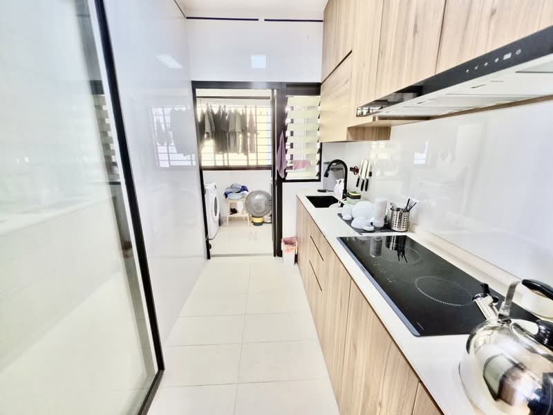420A Northshore Drive, 420A Northshore Drive, 3 Bedrooms, 1,012 sqft, HDB Flat For Sale, by Kevin Tang, 500167387 - Kitchen - PropertyGuru.com.sg