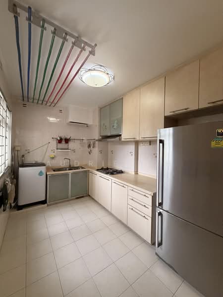 268D Compassvale Link, 268D Compassvale Link, 3 Bedrooms, 969 sqft, HDB Flat For Sale, by Audrie Poh, 500167396 - Kitchen - PropertyGuru.com.sg