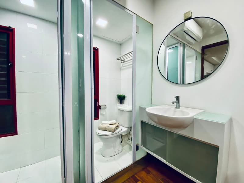 Dash Living on Kinta, , 1 Bedroom, 430 sqft, Apartment For Rent, by Dash Living, 500167419 - Bathroom - PropertyGuru.com.sg