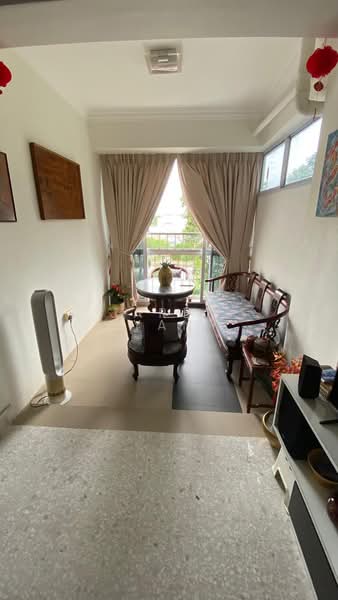 Thomson Grove, 586 Yio Chu Kang Road, 3 Bedrooms, 1,485 sqft, Condominium For Sale, by Jared Yan, 500167421 - Living Room - PropertyGuru.com.sg