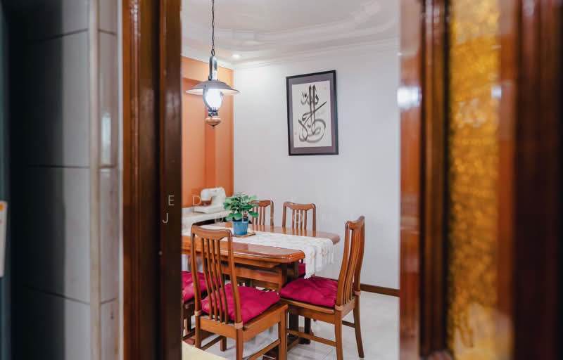 542 Woodlands Drive 16, 542 Woodlands Drive 16, 3 Bedrooms, 1,302 sqft, HDB Flat For Sale, by Ed Mika @ Jadehomes, 500167422 - Dining Room - PropertyGuru.com.sg