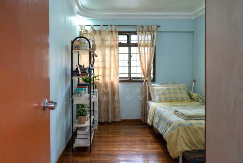 542 Woodlands Drive 16, 542 Woodlands Drive 16, 3 Bedrooms, 1,302 sqft, HDB Flat For Sale, by Ed Mika @ Jadehomes, 500167422 - Common Room 2 - PropertyGuru.com.sg