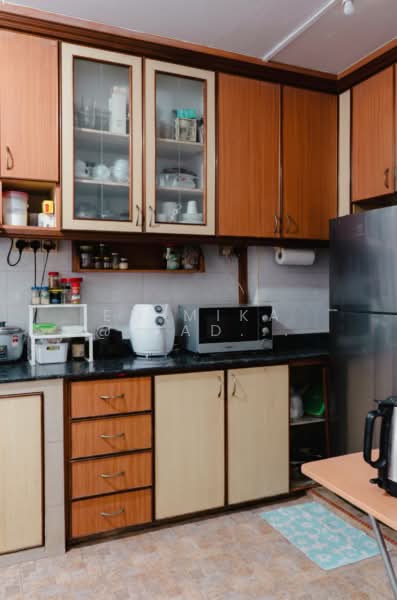 542 Woodlands Drive 16, 542 Woodlands Drive 16, 3 Bedrooms, 1,302 sqft, HDB Flat For Sale, by Ed Mika @ Jadehomes, 500167422 - Kitchen - PropertyGuru.com.sg