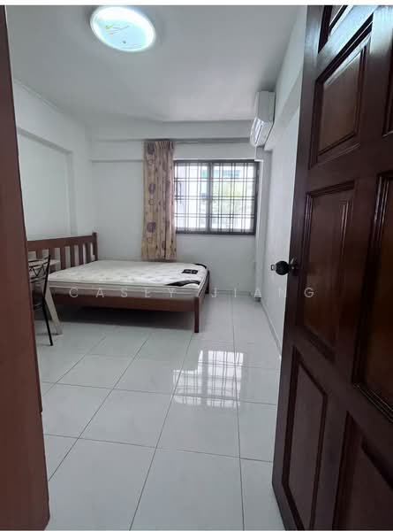 530 Bukit Batok Street 51, 530 Bukit Batok Street 51, 3 Bedrooms, 990 sqft, HDB Flat For Rent, by Casey Jiang, 500167423 - Bedroom - PropertyGuru.com.sg