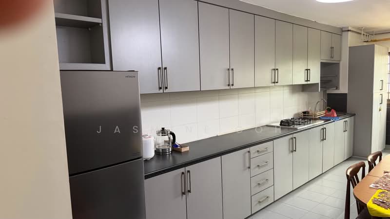 81 Bedok North Road, 81 Bedok North Road, 3 Bedrooms, 980 sqft, HDB Flat For Sale, by Jasmine Goh, 500167448 - Kitchen - PropertyGuru.com.sg
