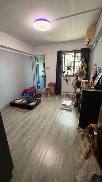 81 Bedok North Road, 81 Bedok North Road, 3 Bedrooms, 980 sqft, HDB Flat For Sale, by Jasmine Goh, 500167448 - Master Bedroom - PropertyGuru.com.sg