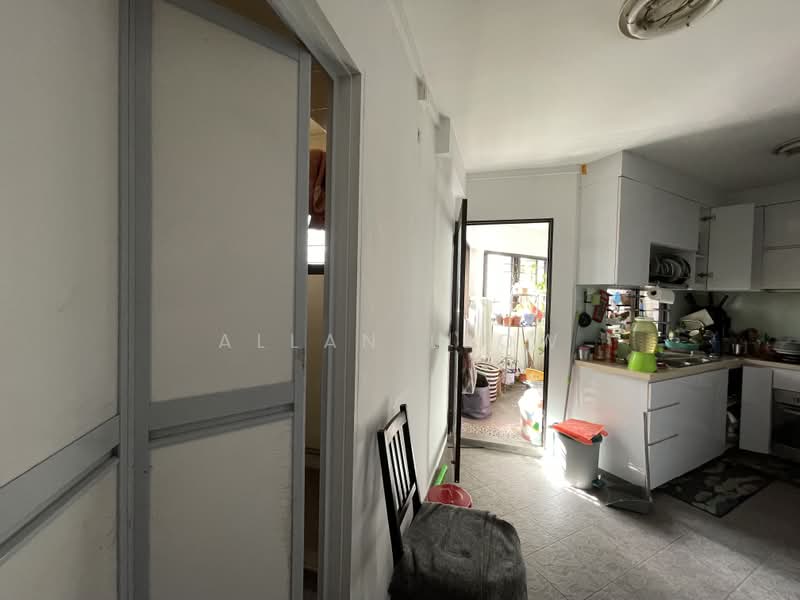 204D Compassvale Drive, 204D Compassvale Drive, 3 Bedrooms, 1,398 sqft, HDB Flat For Rent, by Allan Leow, 500167465 - Kitchen - PropertyGuru.com.sg
