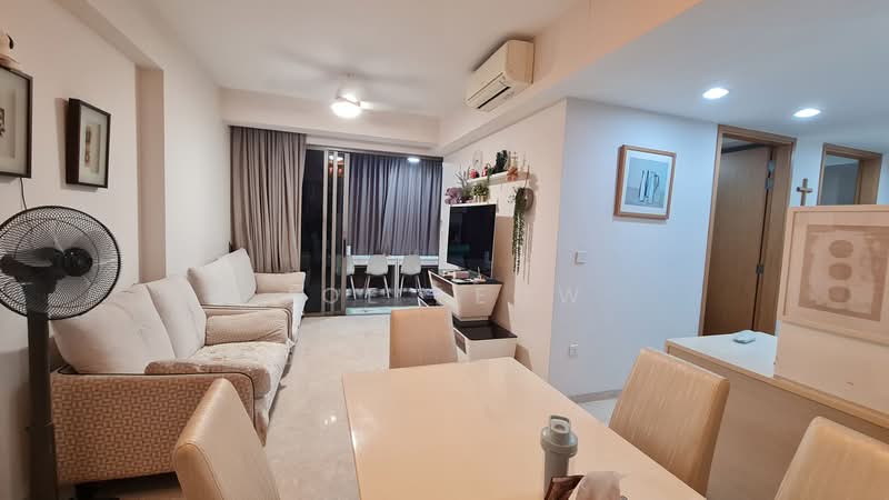6 Derbyshire, 6 Derbyshire Road, 3 Bedrooms, 1,012 sqft, Condominium For Sale, by Joe Leow, 500167473 - Living Room - PropertyGuru.com.sg