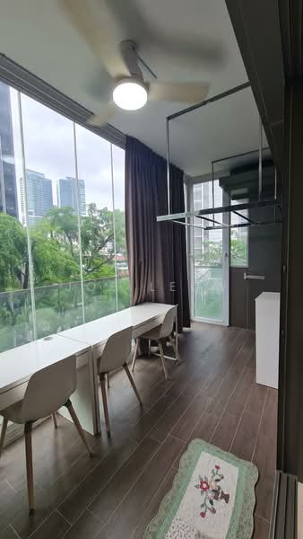 6 Derbyshire, 6 Derbyshire Road, 3 Bedrooms, 1,012 sqft, Condominium For Sale, by Joe Leow, 500167473 - Big Balcony - PropertyGuru.com.sg