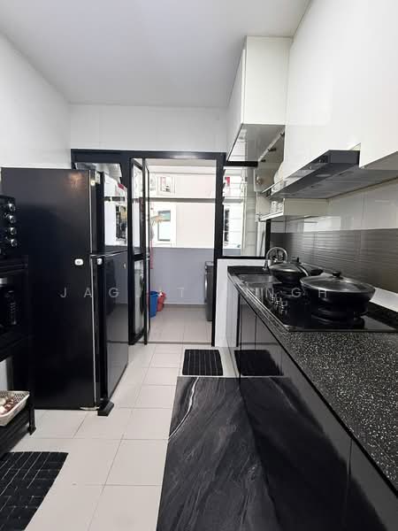 808D Choa Chu Kang Avenue 1, 808D Choa Chu Kang Avenue 1, 3 Bedrooms, 990 sqft, HDB Flat For Rent, by JAGJIT SINGH, 500167478 - Kitchen - PropertyGuru.com.sg