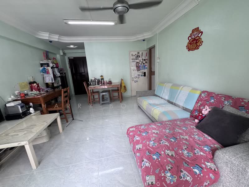 620 Jurong West Street 65, 620 Jurong West Street 65, 3 Bedrooms, 979 sqft, HDB Flat For Sale, by Harry Boey 梅绍国, 500167493 - Living Room - PropertyGuru.com.sg