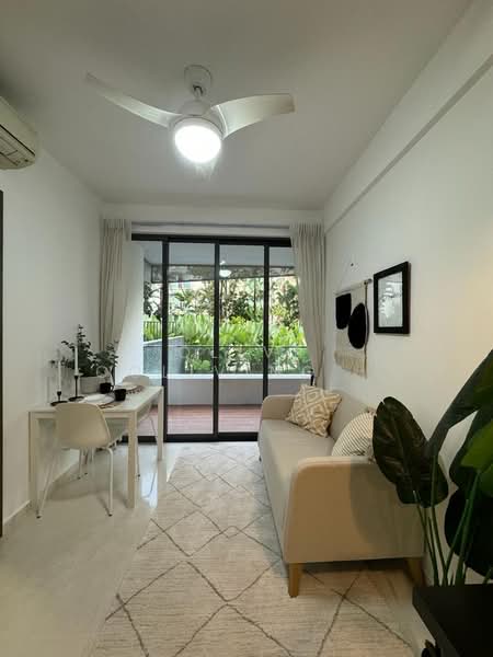 Liv on Wilkie, Wilkie Terrace, Room Rental, 150 sqft, Apartment For Rent, by Gwen Liu, 500167495 - Living Room - PropertyGuru.com.sg