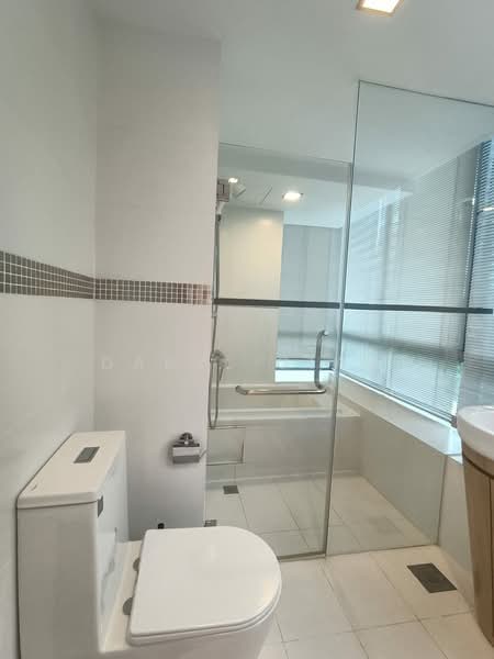 One-North Residences, 7 One-North Gateway, Room Rental, 200 sqft, Apartment For Rent, by Daryl Giam, 500167519 - Bathroom - PropertyGuru.com.sg