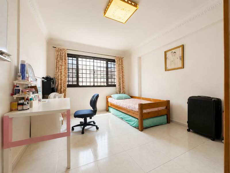 103 Jurong East Street 13, 103 Jurong East Street 13, 3 Bedrooms, 1,292 sqft, HDB Flat For Sale, by Jasmine Lee, 500167522 - Bedroom - PropertyGuru.com.sg