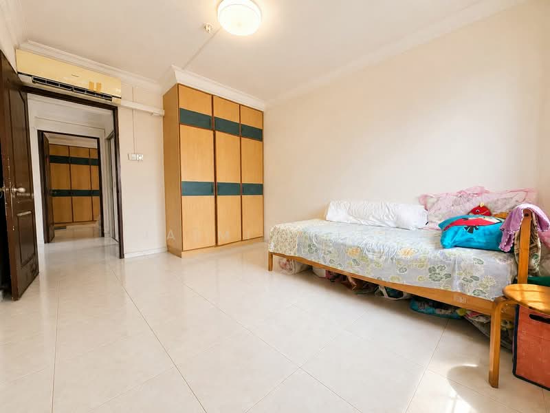 103 Jurong East Street 13, 103 Jurong East Street 13, 3 Bedrooms, 1,292 sqft, HDB Flat For Sale, by Jasmine Lee, 500167522 - Bedroom - PropertyGuru.com.sg