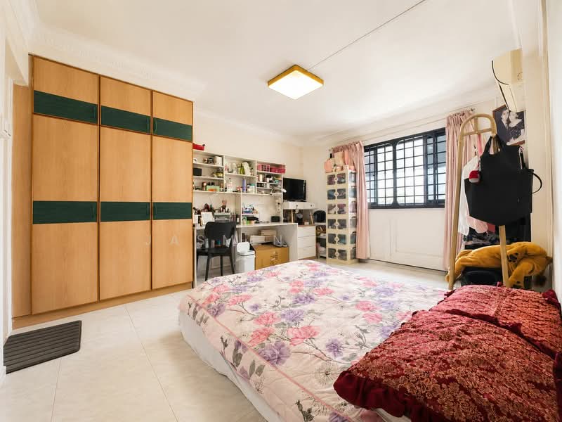 103 Jurong East Street 13, 103 Jurong East Street 13, 3 Bedrooms, 1,292 sqft, HDB Flat For Sale, by Jasmine Lee, 500167522 - Master Bedroom - PropertyGuru.com.sg