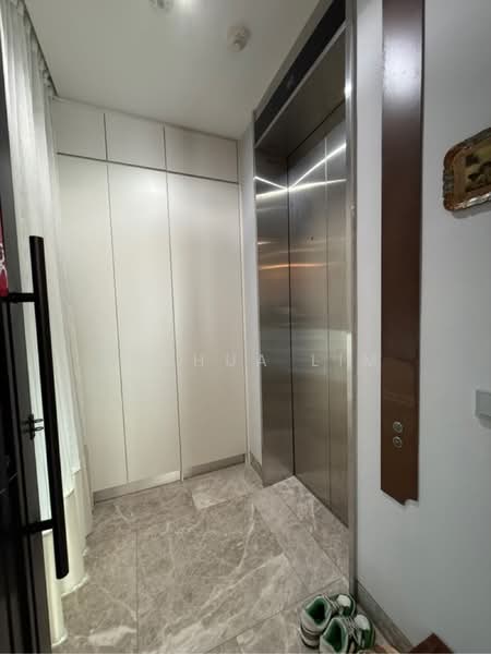 Martin Modern, 10 Martin Place, 3 Bedrooms, 1,421 sqft, Apartment For Sale, by Joshua Lim, 500167531 - PropertyGuru.com.sg