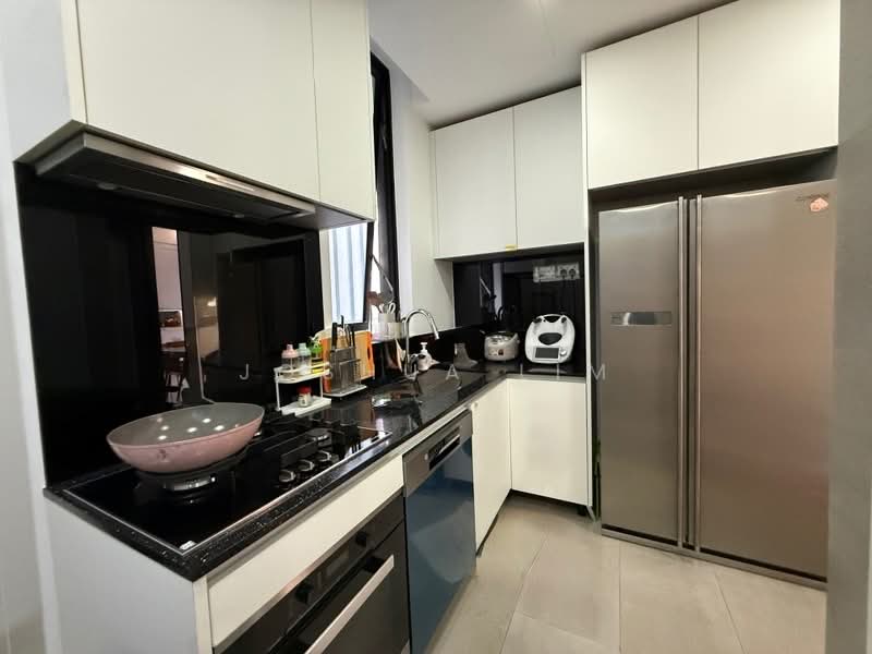 Martin Modern, 10 Martin Place, 3 Bedrooms, 1,421 sqft, Apartment For Sale, by Joshua Lim, 500167531 - PropertyGuru.com.sg