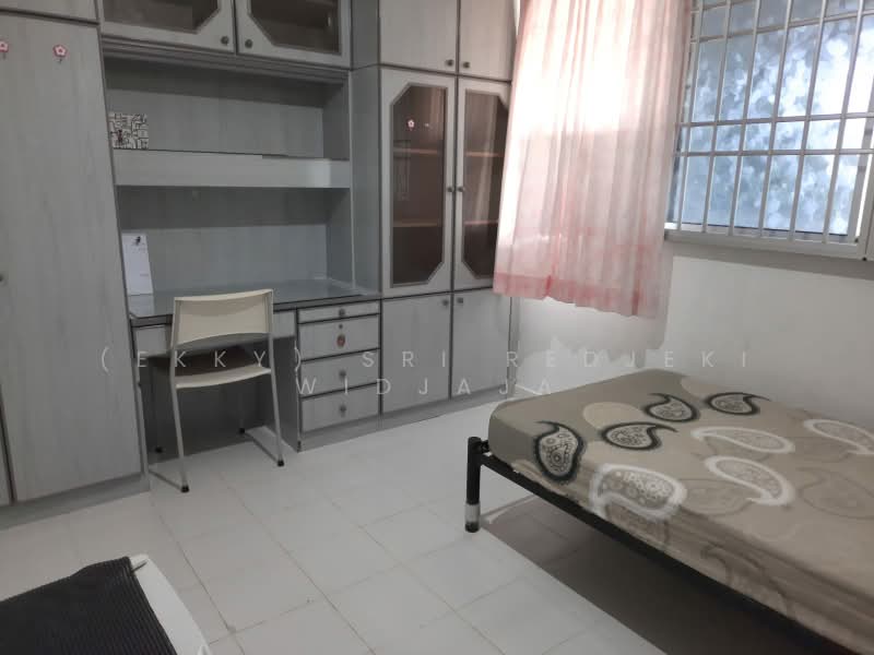 182 Bishan Street 13, 182 Bishan Street 13, Room Rental, 160 sqft, HDB Flat For Rent, by (Ekky) Sri Redjeki Widjaja, 500167536 - Bedroom - PropertyGuru.com.sg