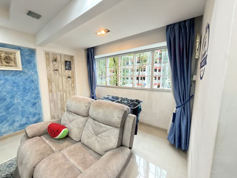 753 Woodlands Circle, 753 Woodlands Circle, 3 Bedrooms, 1,313 sqft, HDB Flat For Sale, by Sam Lim, 500167558 - Living Room - PropertyGuru.com.sg