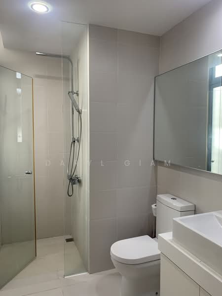 Ascentia Sky, 1 Alexandra View, Room Rental, 120 sqft, Apartment For Rent, by Daryl Giam, 500167562 - Bathroom - PropertyGuru.com.sg