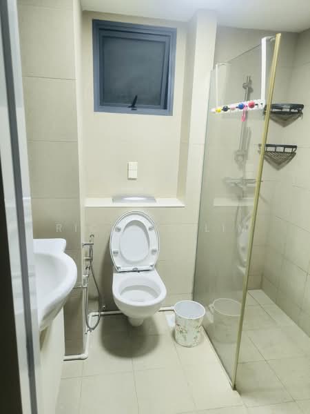 Pinnacle @ Duxton, 1G Cantonment Road, Room Rental, 200 sqft, HDB Flat For Rent, by Richard Lim, 500167583 - Bathroom - PropertyGuru.com.sg