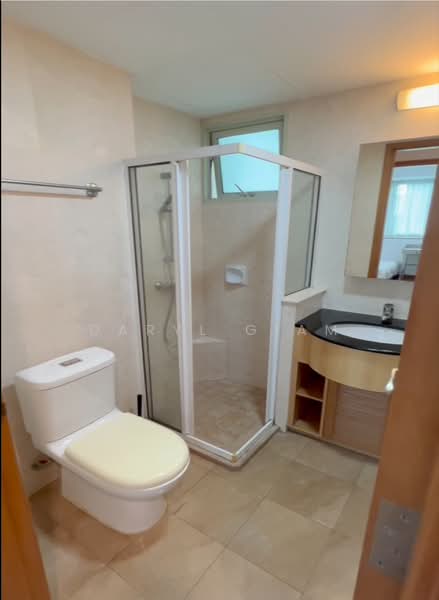 Queens, 16 Stirling Road, Room Rental, 120 sqft, Condominium For Rent, by Daryl Giam, 500167584 - Bathroom - PropertyGuru.com.sg