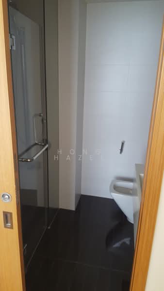 Park Infinia at Wee Nam, 2 Lincoln Road, 3 Bedrooms, 1,442 sqft, Condominium For Rent, by Hong Hazel, 500167585 - Bathroom - PropertyGuru.com.sg