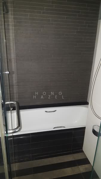 Park Infinia at Wee Nam, 2 Lincoln Road, 3 Bedrooms, 1,442 sqft, Condominium For Rent, by Hong Hazel, 500167585 - Bathroom - PropertyGuru.com.sg