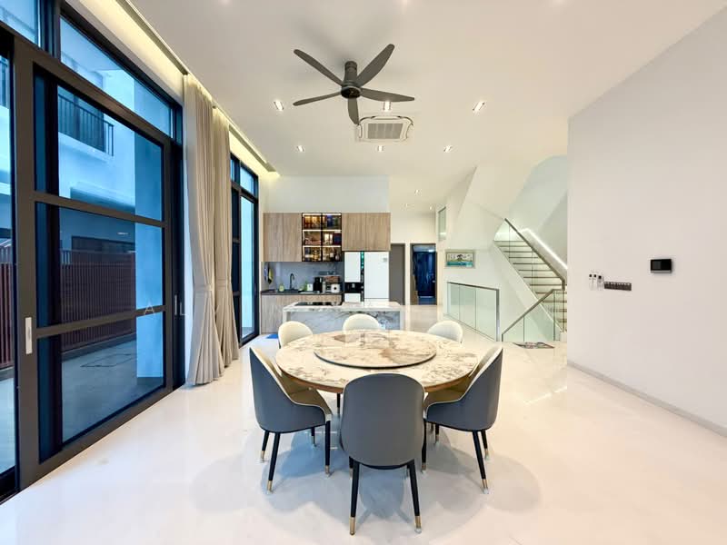 Thomson Hills, Thomson Hills Drive, 7 Bedrooms, 8,838 sqft, Semi-Detached House For Sale, by Alvin Tan 陈永顺, 500167586 - Kitchen - PropertyGuru.com.sg
