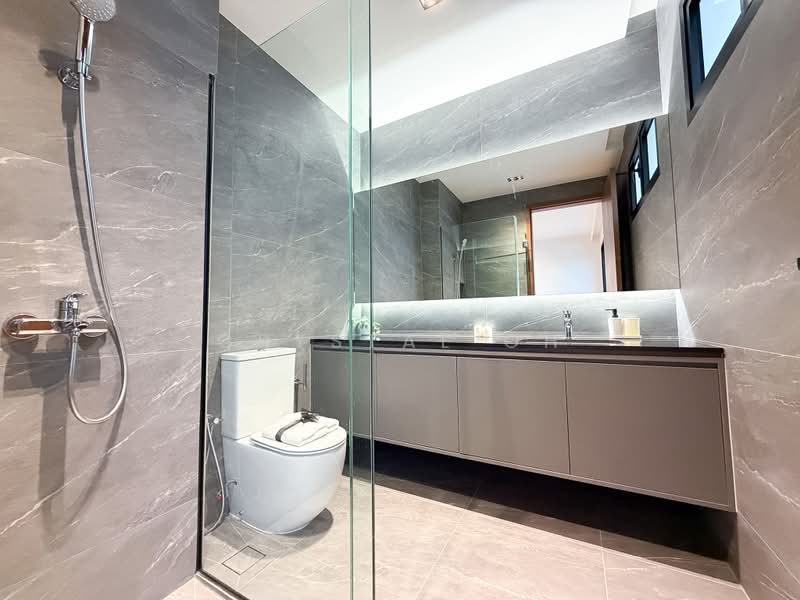 Jalan Sankam, , 5 Bedrooms, 4,834 sqft, Terraced House For Sale, by Crystal Oh, 500167589 - Bathroom - PropertyGuru.com.sg