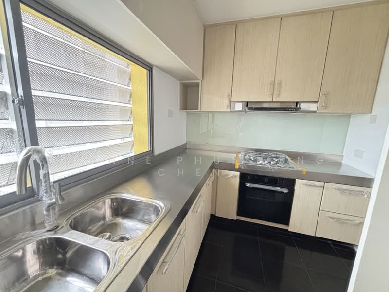 The Abode at Devonshire, 9 Devonshire Road, 3 Bedrooms, 2,723 sqft, Condominium For Sale, by Joanne Phui Fong Chen, 500167590 - Kitchen - PropertyGuru.com.sg