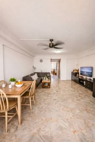 701 Bedok Reservoir Road, 701 Bedok Reservoir Road, 3 Bedrooms, 1,001 sqft, HDB Flat For Sale, by Lee Kiat Chin, 500167591 - Living Room - PropertyGuru.com.sg
