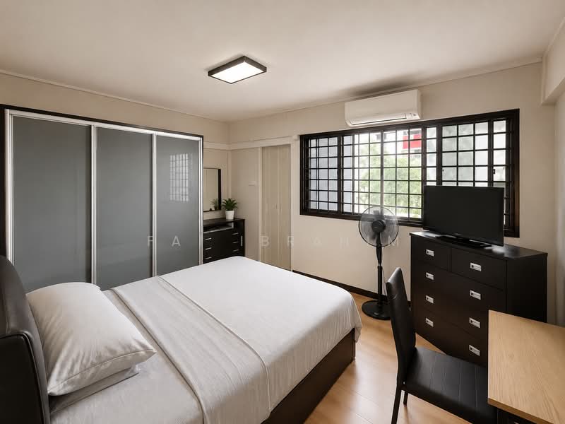 733 Yishun Avenue 5, 733 Yishun Avenue 5, 3 Bedrooms, 1,345 sqft, HDB Flat For Sale, by Fai Ibrahim, 500167615 - Master Bedroom - PropertyGuru.com.sg