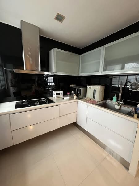 273A Compassvale Link, 273A Compassvale Link, 3 Bedrooms, 969 sqft, HDB Flat For Rent, by Andy Ang, 500167616 - Kitchen - PropertyGuru.com.sg