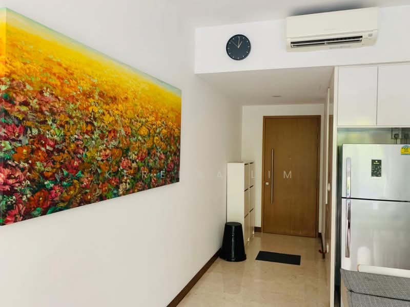 Seastrand, 1 Pasir Ris Link, 2 Bedrooms, 990 sqft, Condominium For Sale, by Kerensa Lim, 500167618 - Entrance - PropertyGuru.com.sg