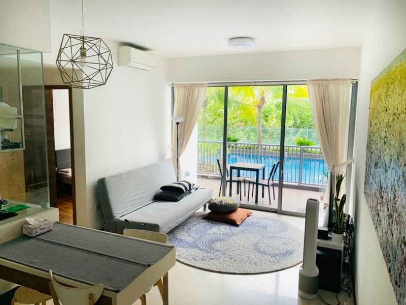 Seastrand, 1 Pasir Ris Link, 2 Bedrooms, 990 sqft, Condominium For Sale, by Kerensa Lim, 500167618 - Living Room - PropertyGuru.com.sg