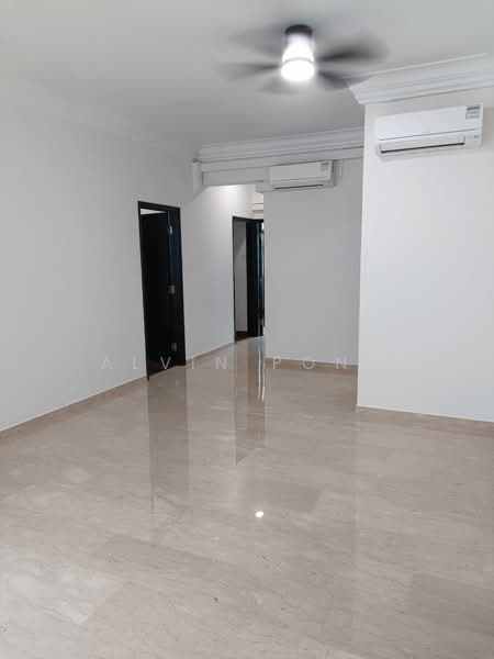Pinetree Condo, 28 Balmoral park, 3 Bedrooms, 1,206 sqft, Condominium For Rent, by Alvin Pong, 500167623 - Interior - PropertyGuru.com.sg