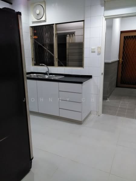 Leonie Condotel, 2 Leonie Hill Road, 4 Bedrooms, 2,722 sqft, Condominium For Rent, by Johnny Chia, 500167625 - Kitchen - PropertyGuru.com.sg