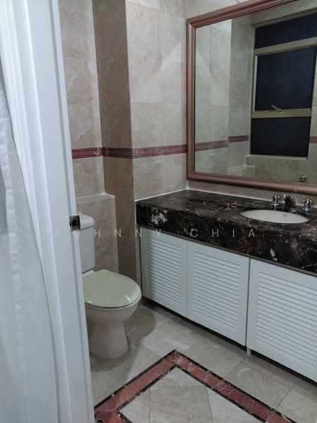 Leonie Condotel, 2 Leonie Hill Road, 4 Bedrooms, 2,722 sqft, Condominium For Rent, by Johnny Chia, 500167625 - Bathroom - PropertyGuru.com.sg
