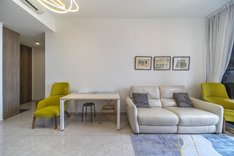 Parc Komo, 959 Upper Changi Road North, 2 Bedrooms, 732 sqft, Condominium For Sale, by Yvonne Lim, 500167626 - Living Room - PropertyGuru.com.sg