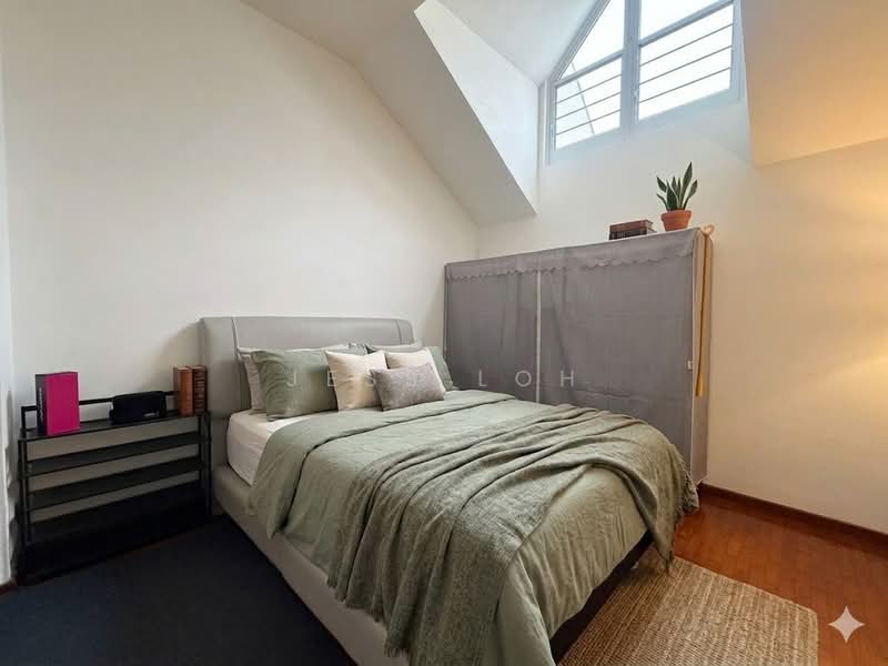 Meragi close, East view garden, 7 Bedrooms, 4,500 sqft, Terraced House For Sale, by Jess Loh, 500167642 - Bedroom - PropertyGuru.com.sg